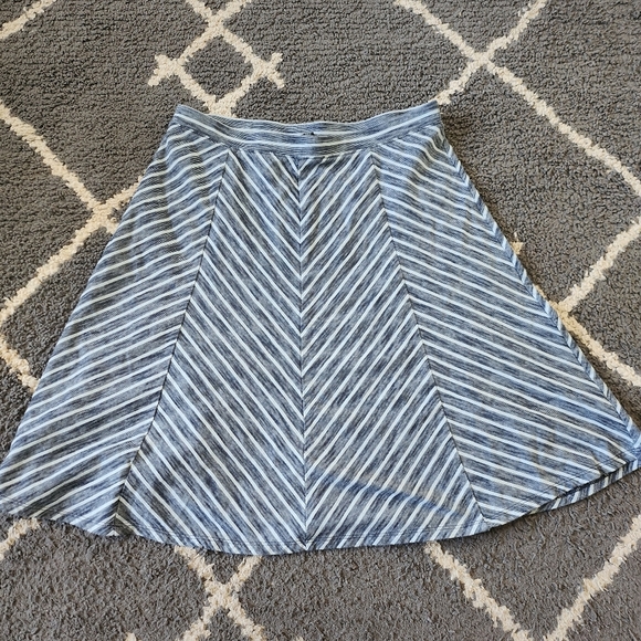 Talbots Dresses & Skirts - Talbots Petites Black and White Striped Mini Skirt Size P